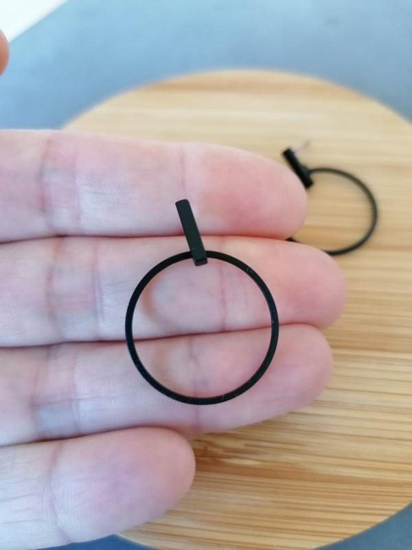 ohrring o mattschwarz