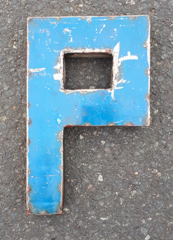 blechbuchstabe P