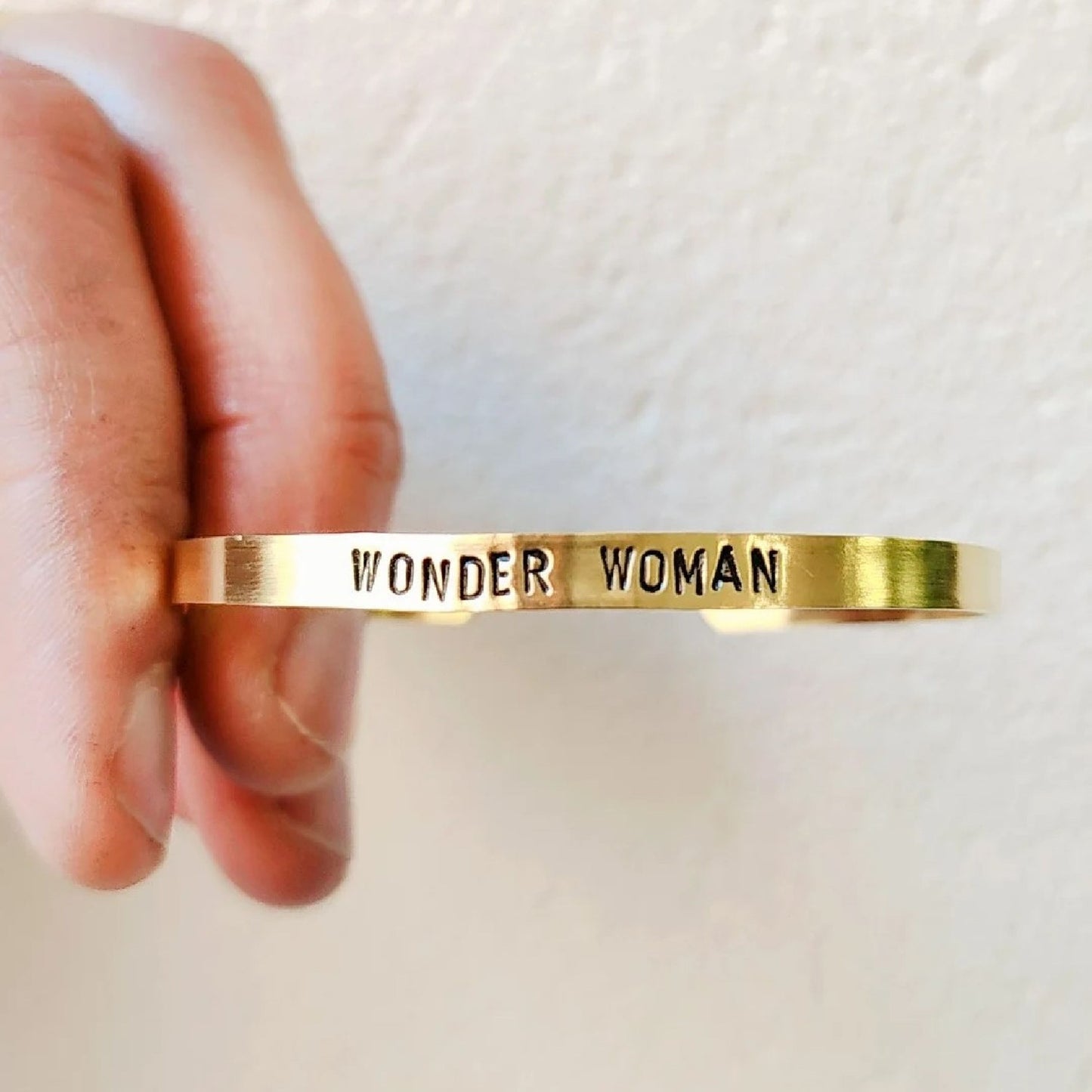 armband wonder woman